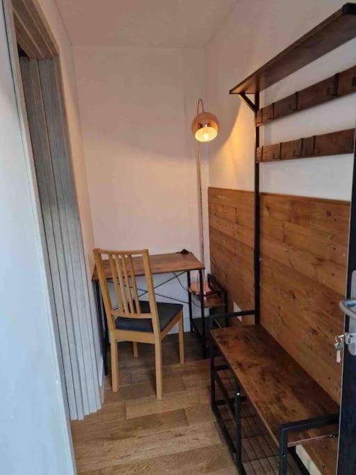 Two-Bedroom Cosy Country Lodge With Private Patio Greenhithe Экстерьер фото